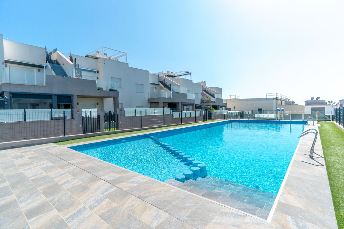 Se vende Apartamento Planta Baja de 2 dormitorios en Costa Blanca, Alicante, España