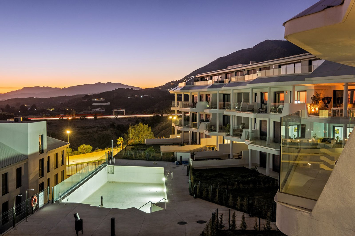 3 Bed Apartment for sale in Higueron Costa Del Sol, Málaga, Spain