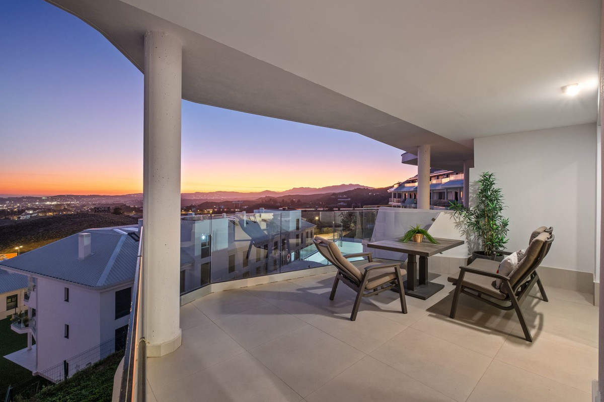 3 Bed Apartment for sale in Higueron Costa Del Sol, Málaga, Spain