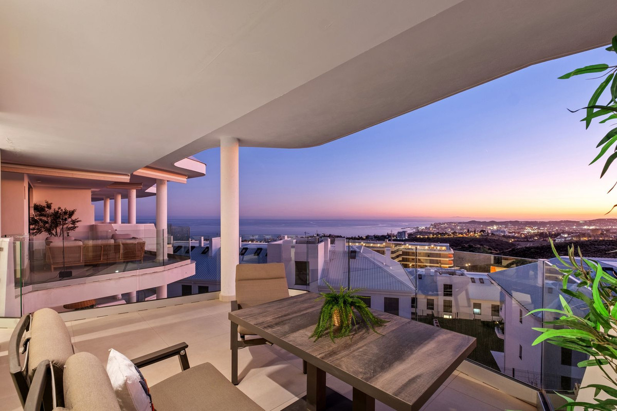 3 Bed Apartment for sale in Higueron Costa Del Sol, Málaga, Spain