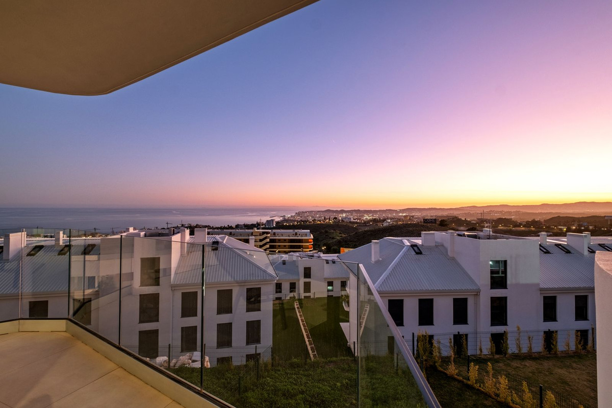3 Bed Apartment for sale in Higueron Costa Del Sol, Málaga, Spain