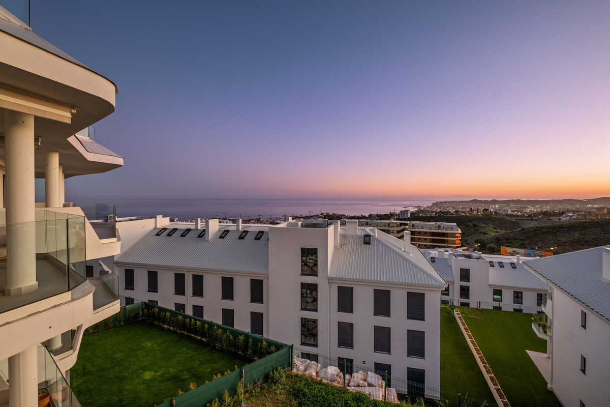 3 Bed Apartment for sale in Higueron Costa Del Sol, Málaga, Spain