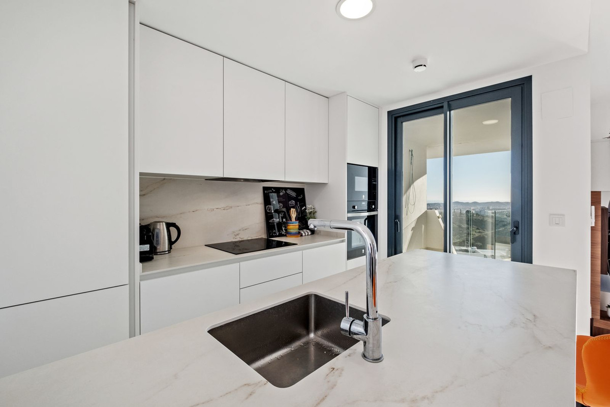3 Bed Apartment for sale in Higueron Costa Del Sol, Málaga, Spain