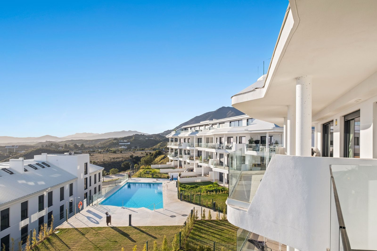 3 Bed Apartment for sale in Higueron Costa Del Sol, Málaga, Spain