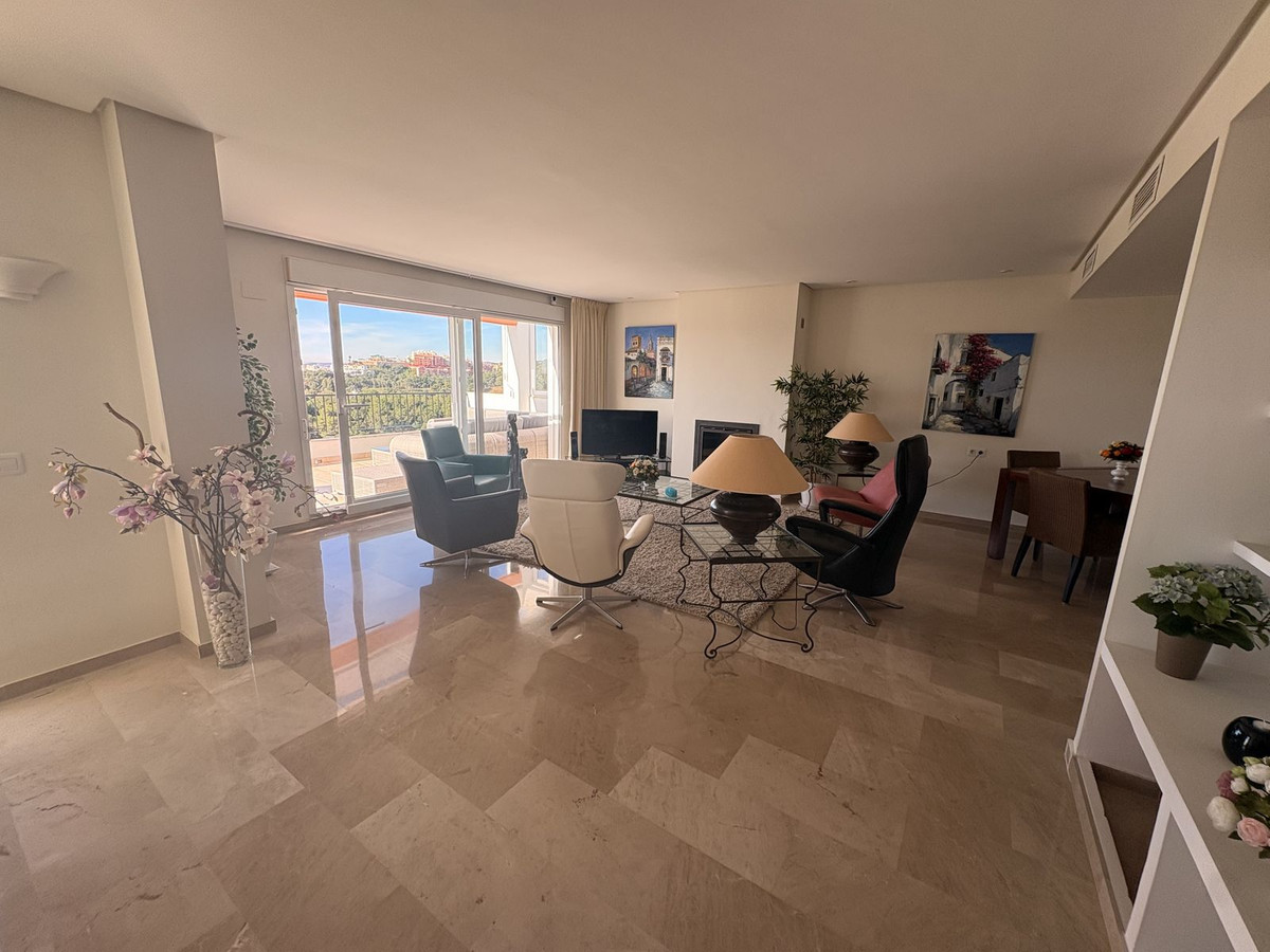 3 Bed Apartment for sale in Torrequebrada Costa Del Sol, Málaga, Spain