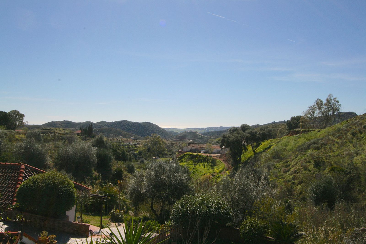 Se vende Finca - Cortijo de 8 dormitorios en Costa Del Sol, Málaga, España