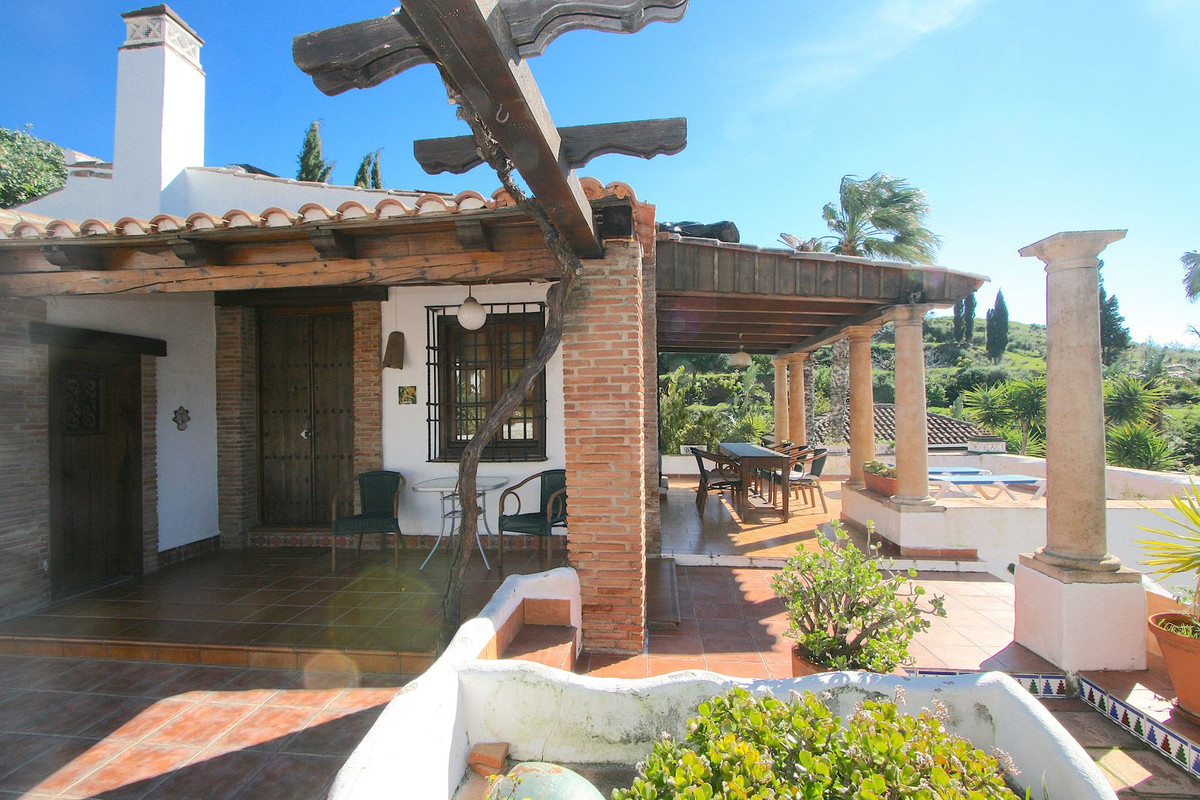 Se vende Finca - Cortijo de 8 dormitorios en Costa Del Sol, Málaga, España