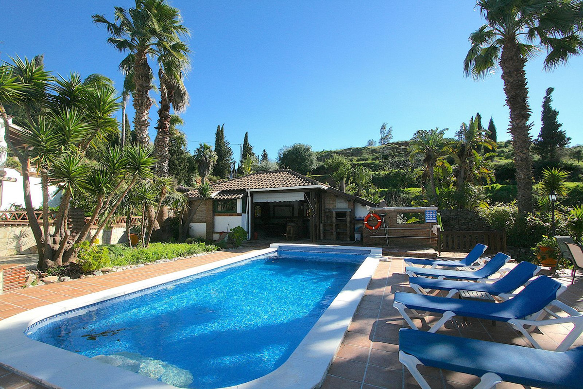 Se vende Finca - Cortijo de 8 dormitorios en Costa Del Sol, Málaga, España