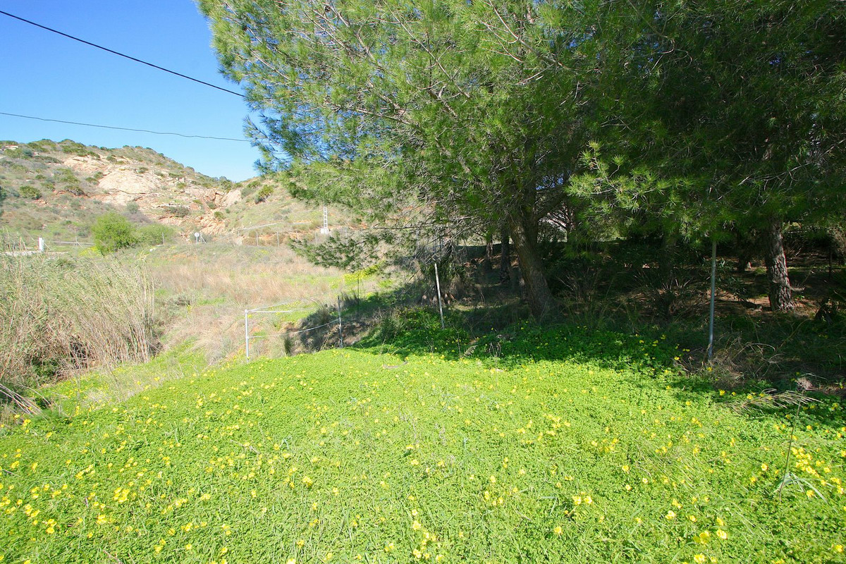 Se vende Finca - Cortijo de 8 dormitorios en Costa Del Sol, Málaga, España
