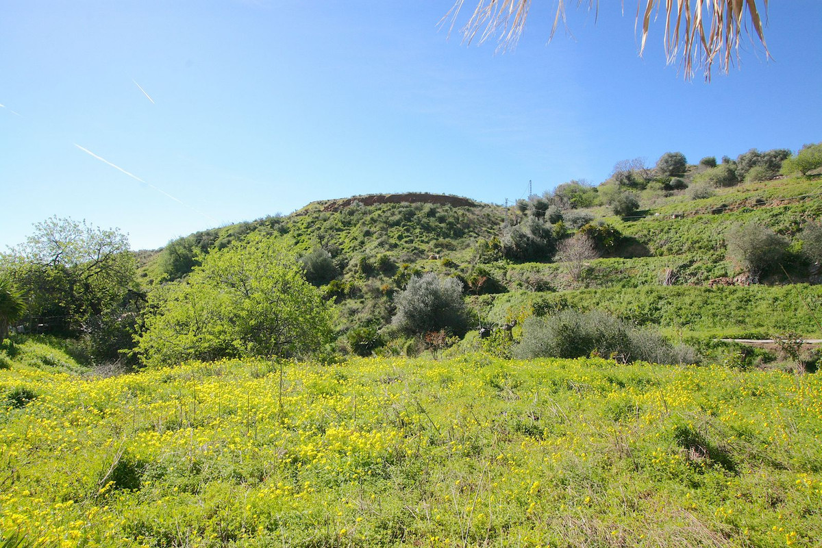 Se vende Finca - Cortijo de 8 dormitorios en Costa Del Sol, Málaga, España