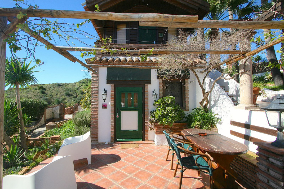 Se vende Finca - Cortijo de 8 dormitorios en Costa Del Sol, Málaga, España