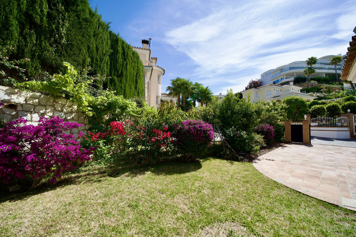 Se vende Villa - Chalet de 5 dormitorios en Costa Del Sol, Málaga, España