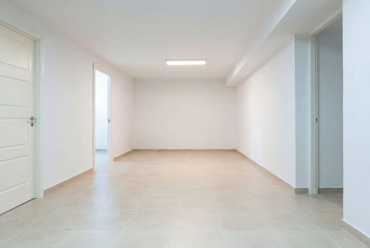 Se vende Villa - Chalet de 5 dormitorios en Costa Del Sol, Málaga, España