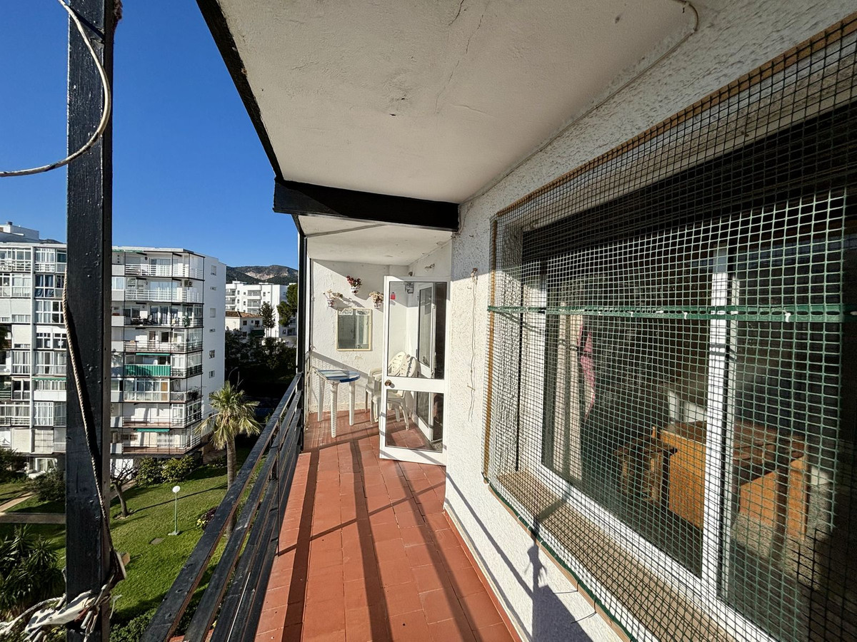 Se vende Apartamento Planta Media de 2 dormitorios en Costa Del Sol, Málaga, España