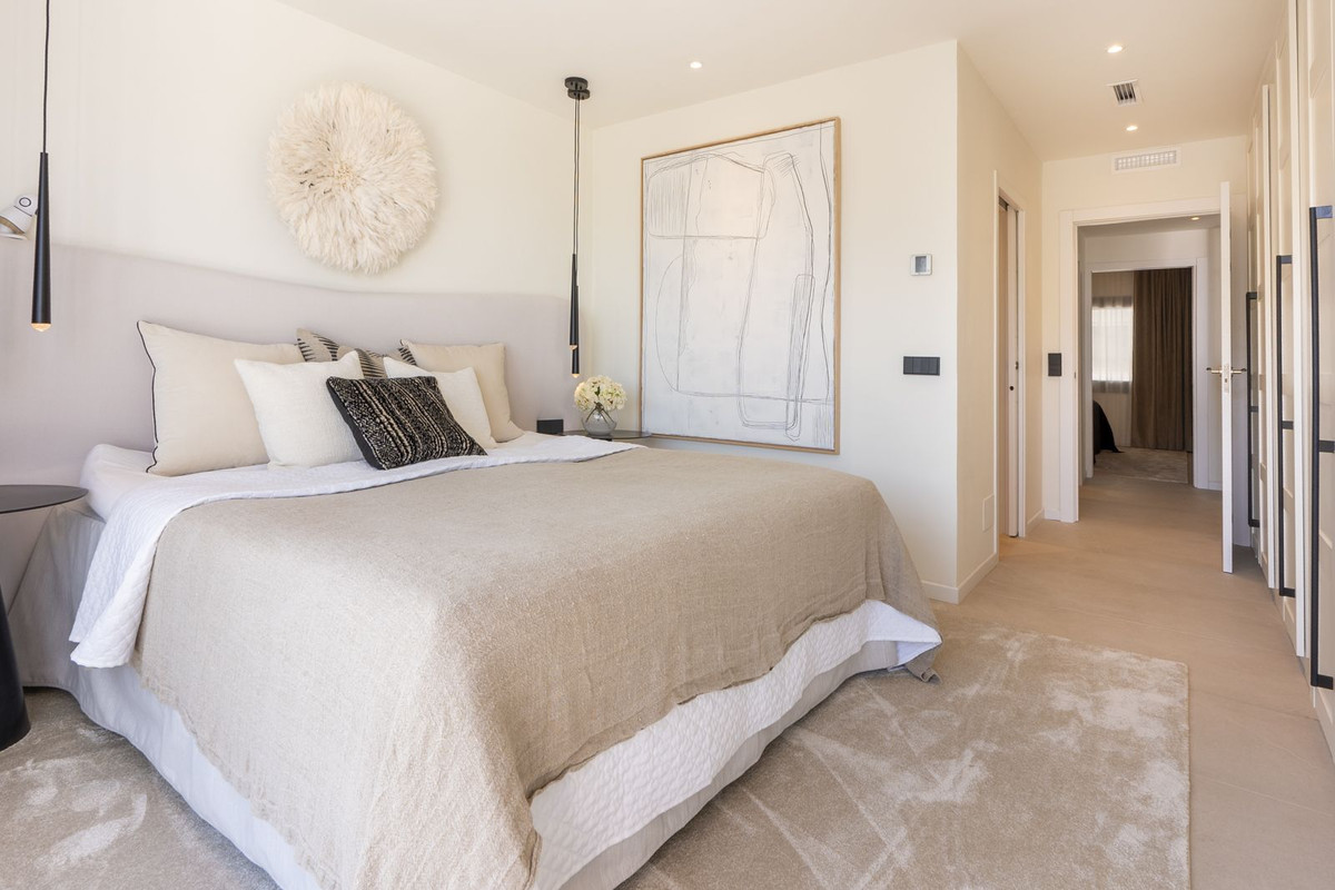 3 Bed Apartment for sale in Benahavís Costa Del Sol, Málaga, Spain