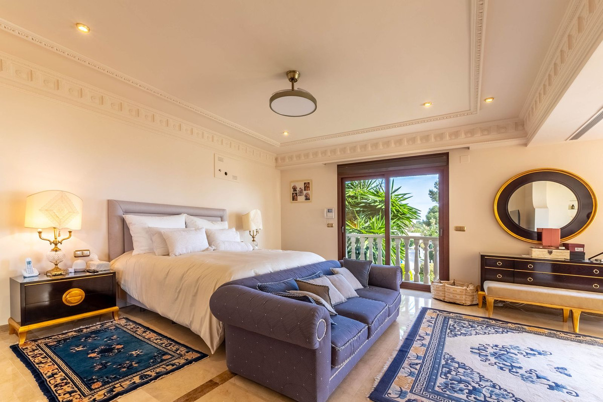 Se vende Villa - Chalet de 7 dormitorios en Costa Del Sol, Málaga, España