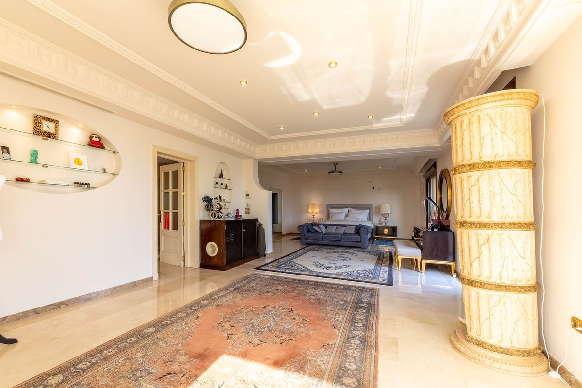 Se vende Villa - Chalet de 7 dormitorios en Costa Del Sol, Málaga, España