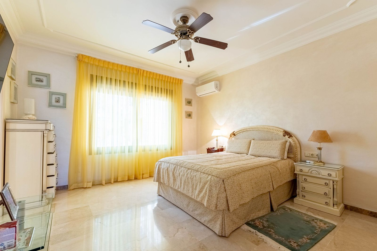 Se vende Villa - Chalet de 7 dormitorios en Costa Del Sol, Málaga, España