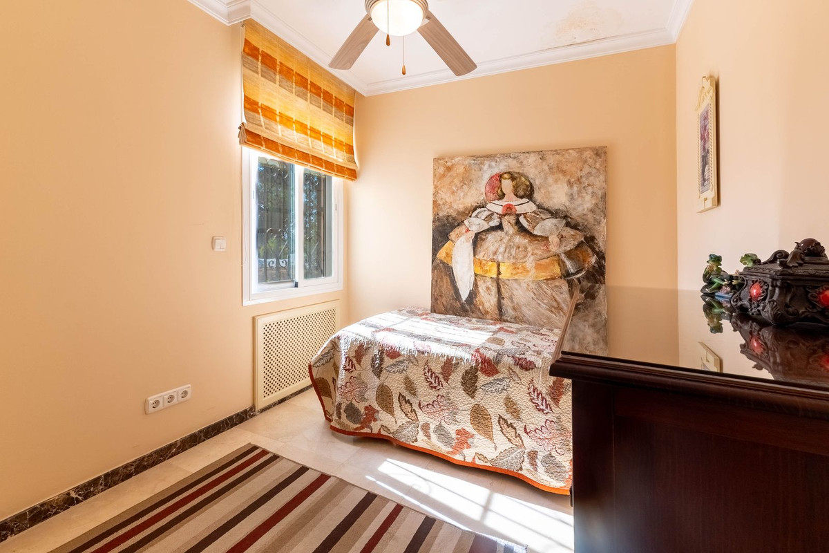 Se vende Villa - Chalet de 7 dormitorios en Costa Del Sol, Málaga, España