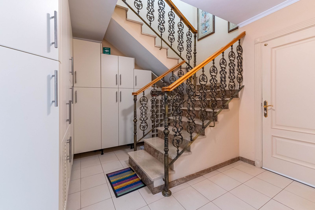 Se vende Villa - Chalet de 7 dormitorios en Costa Del Sol, Málaga, España