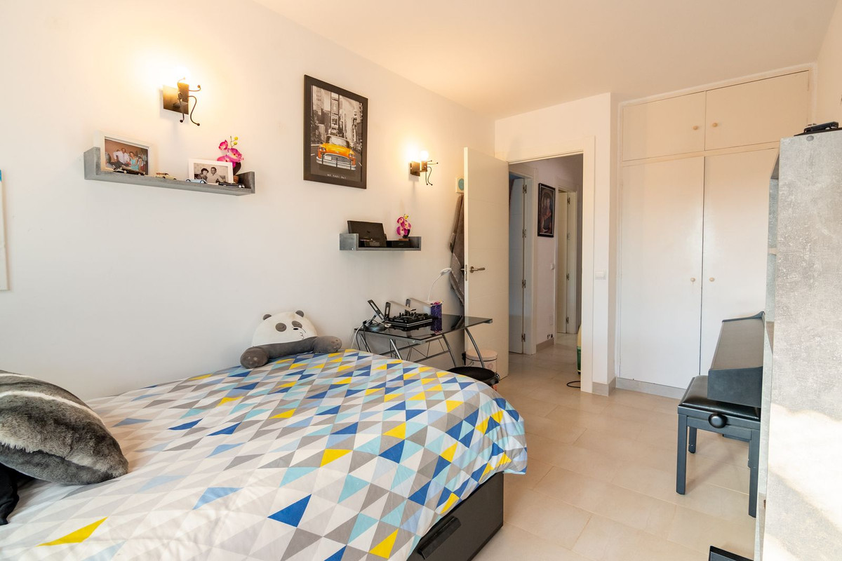 4 Bed Townhouse for sale in Estepona Costa Del Sol, Málaga, Spain