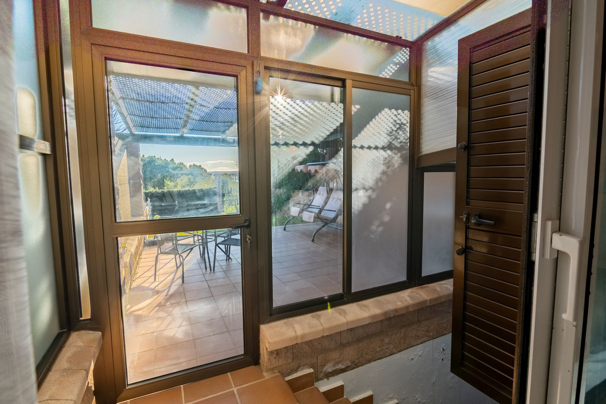 4 Bed Townhouse for sale in Estepona Costa Del Sol, Málaga, Spain