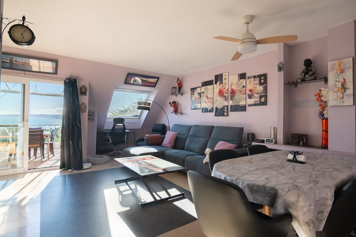 4 Bed Townhouse for sale in Estepona Costa Del Sol, Málaga, Spain