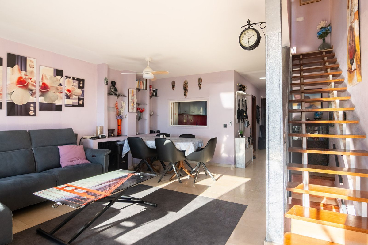 4 Bed Townhouse for sale in Estepona Costa Del Sol, Málaga, Spain