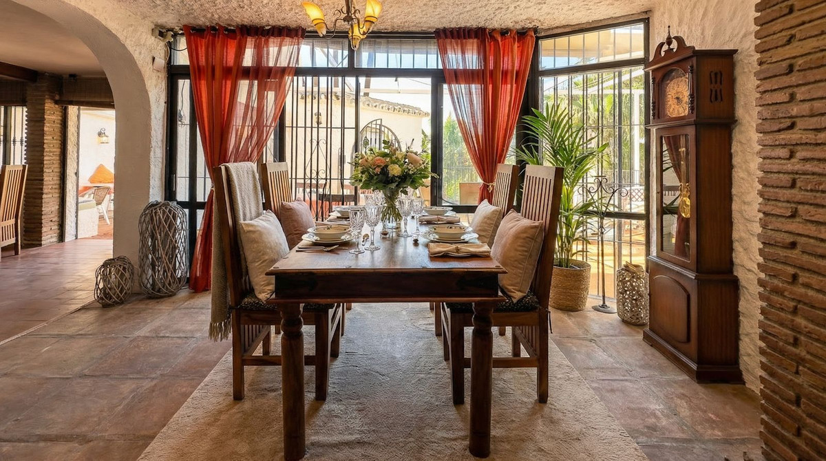 Se vende Restaurante de 2 dormitorios en Costa Del Sol, Málaga, España
