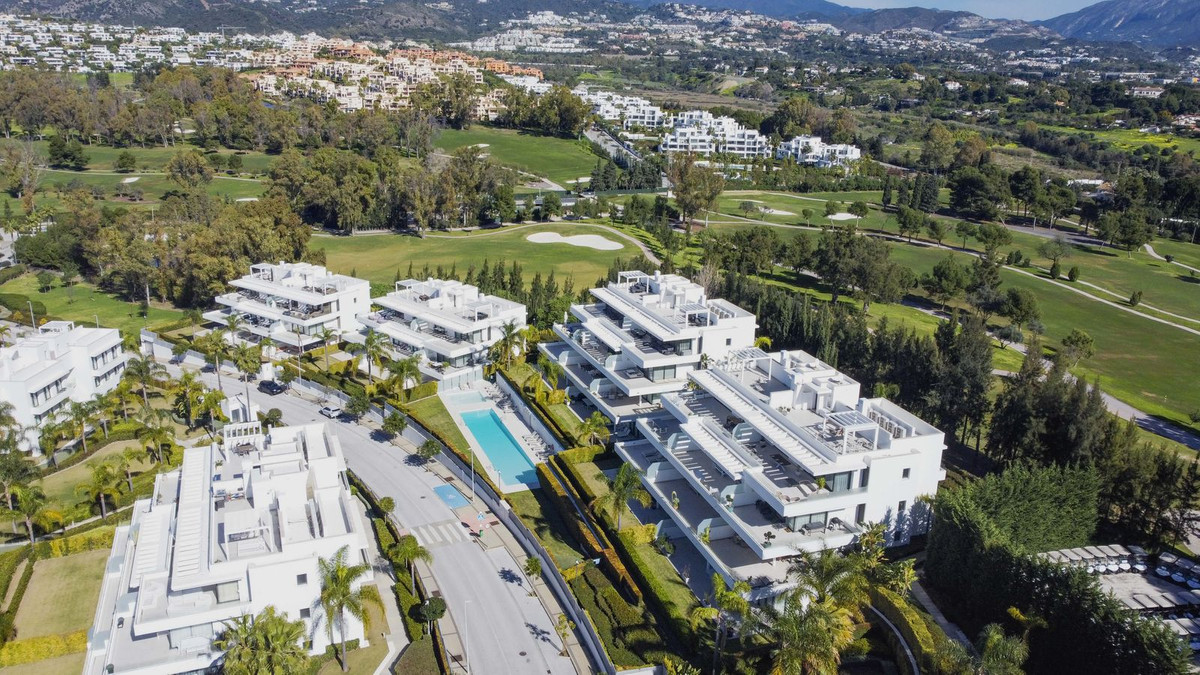 3 Bed Apartment for sale in New Golden Mile Costa Del Sol, Málaga, Spain