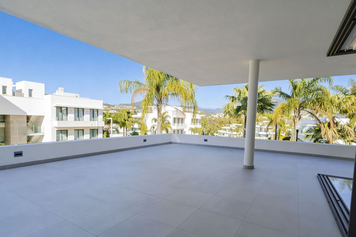 3 Bed Apartment for sale in New Golden Mile Costa Del Sol, Málaga, Spain