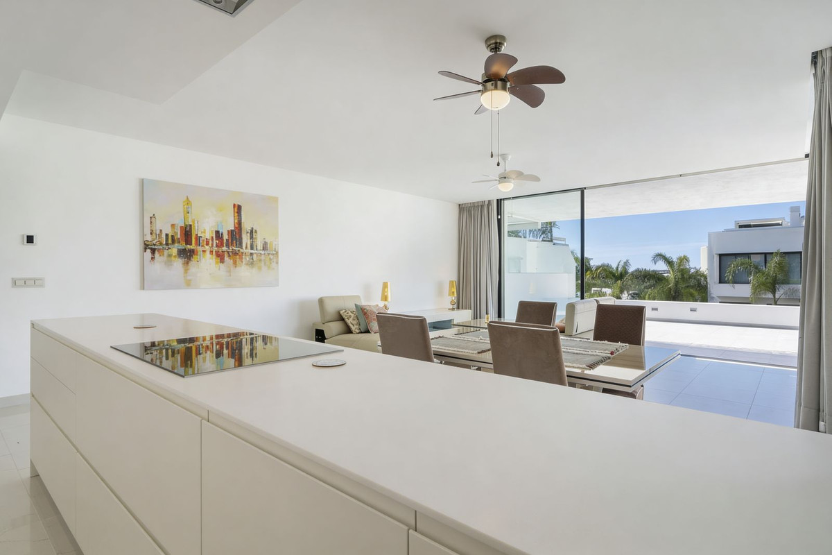 3 Bed Apartment for sale in New Golden Mile Costa Del Sol, Málaga, Spain