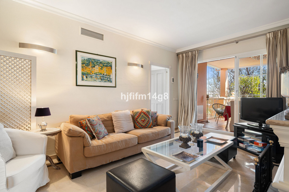 3 Bed Apartment for sale in Nueva Andalucía Costa Del Sol, Málaga, Spain
