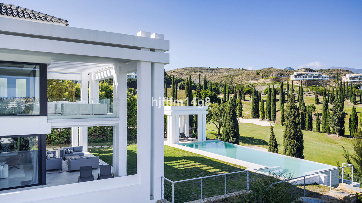 Se vende Villa - Chalet de 5 dormitorios en Costa Del Sol, Málaga, España