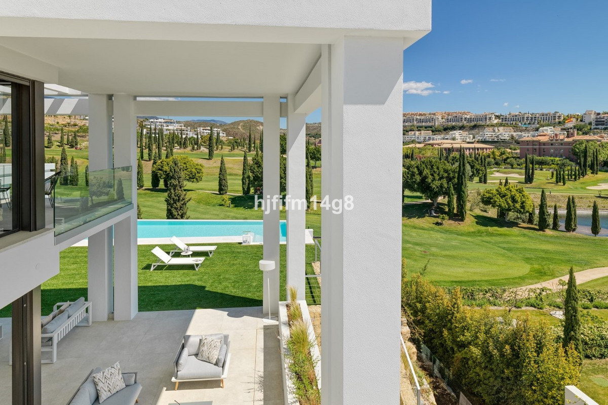 Se vende Villa - Chalet de 5 dormitorios en Costa Del Sol, Málaga, España
