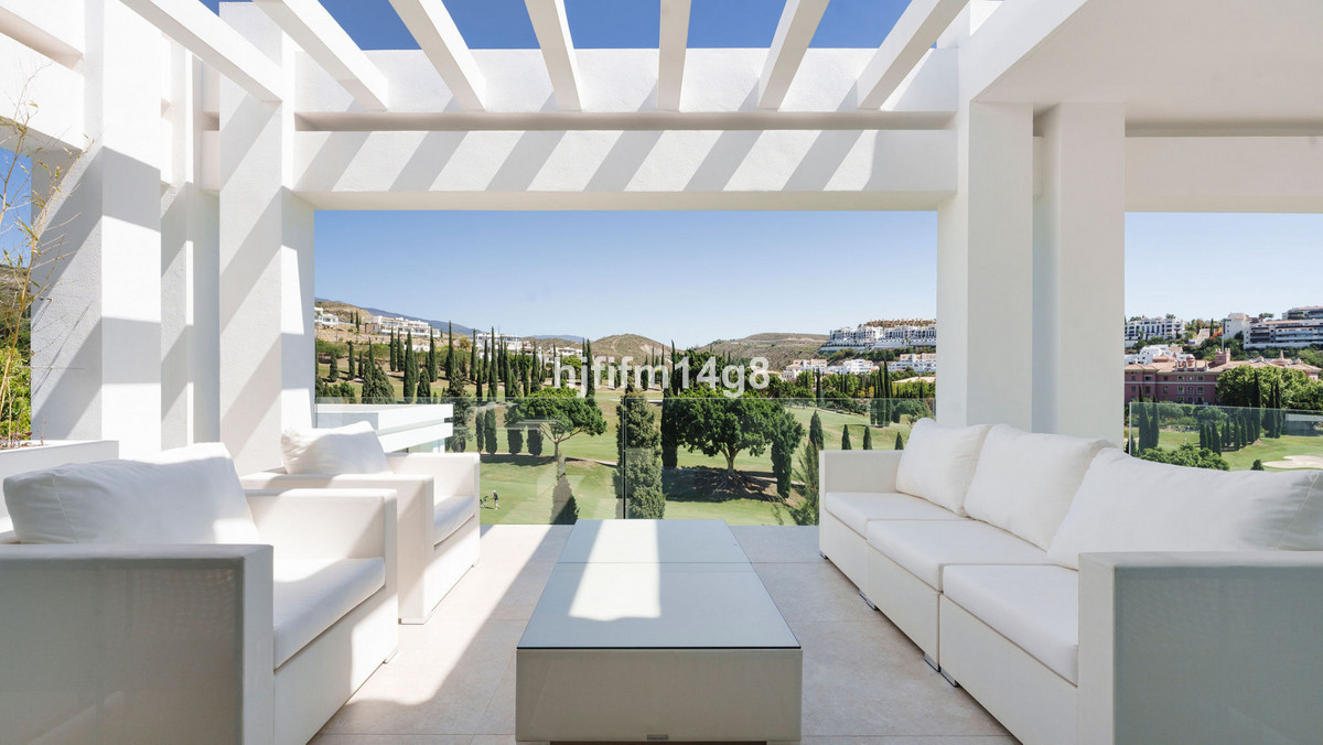 Se vende Villa - Chalet de 5 dormitorios en Costa Del Sol, Málaga, España