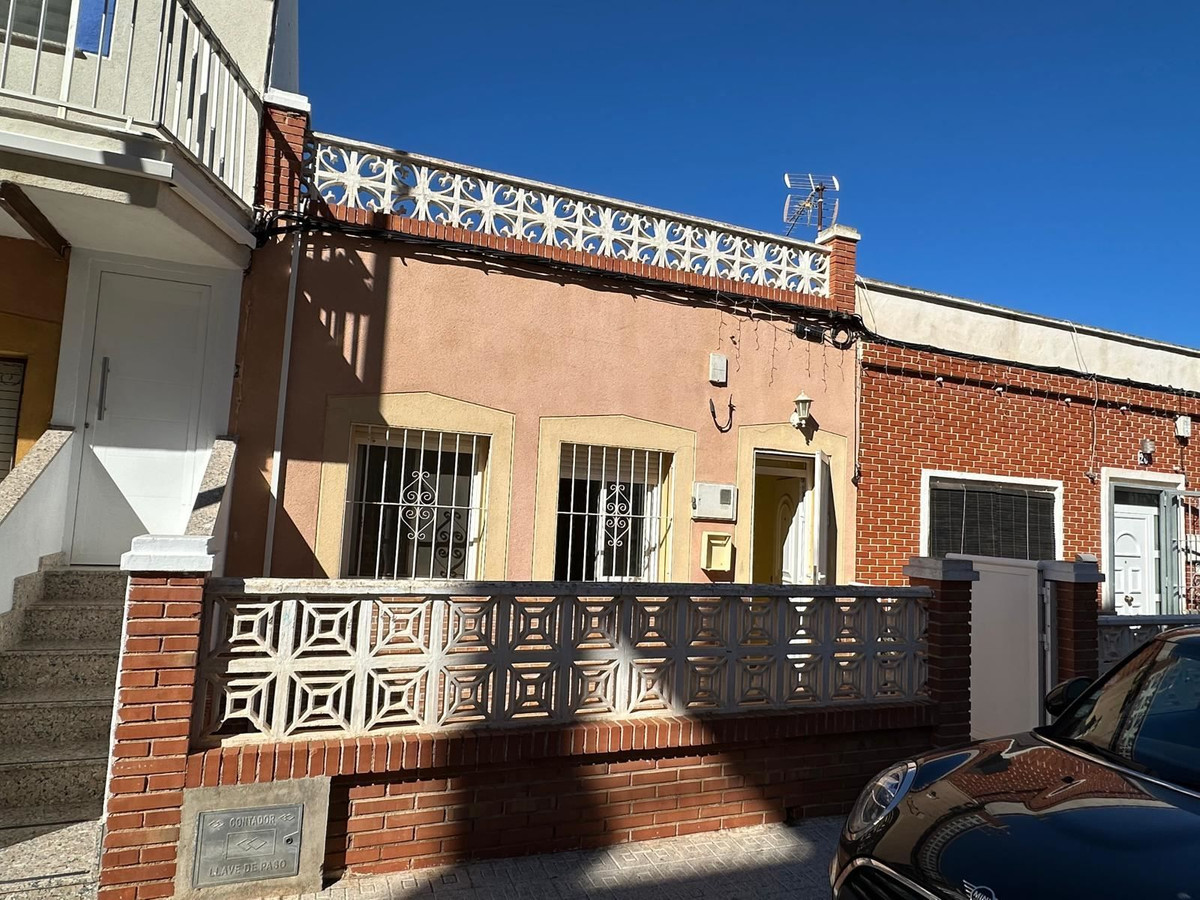 Se vende Adosada de 4 dormitorios en Costa Calida, Murcia, España