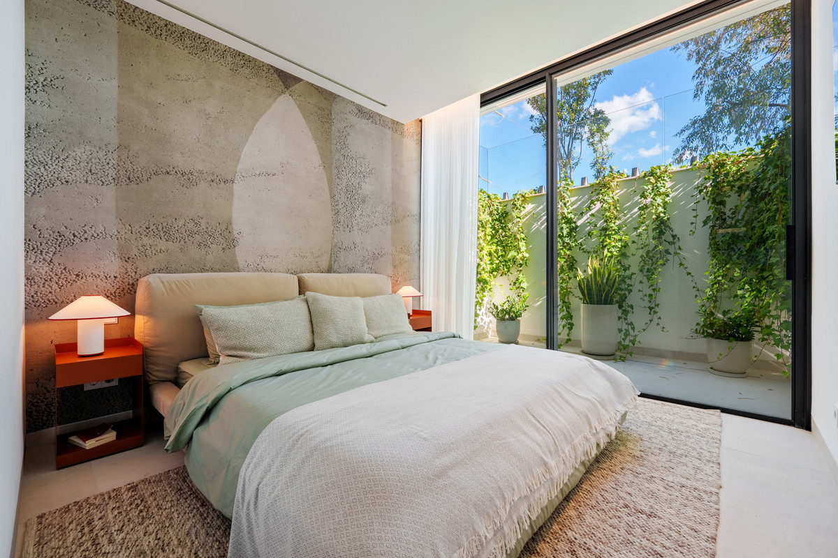 Se vende Villa - Chalet de 5 dormitorios en Costa Del Sol, Málaga, España