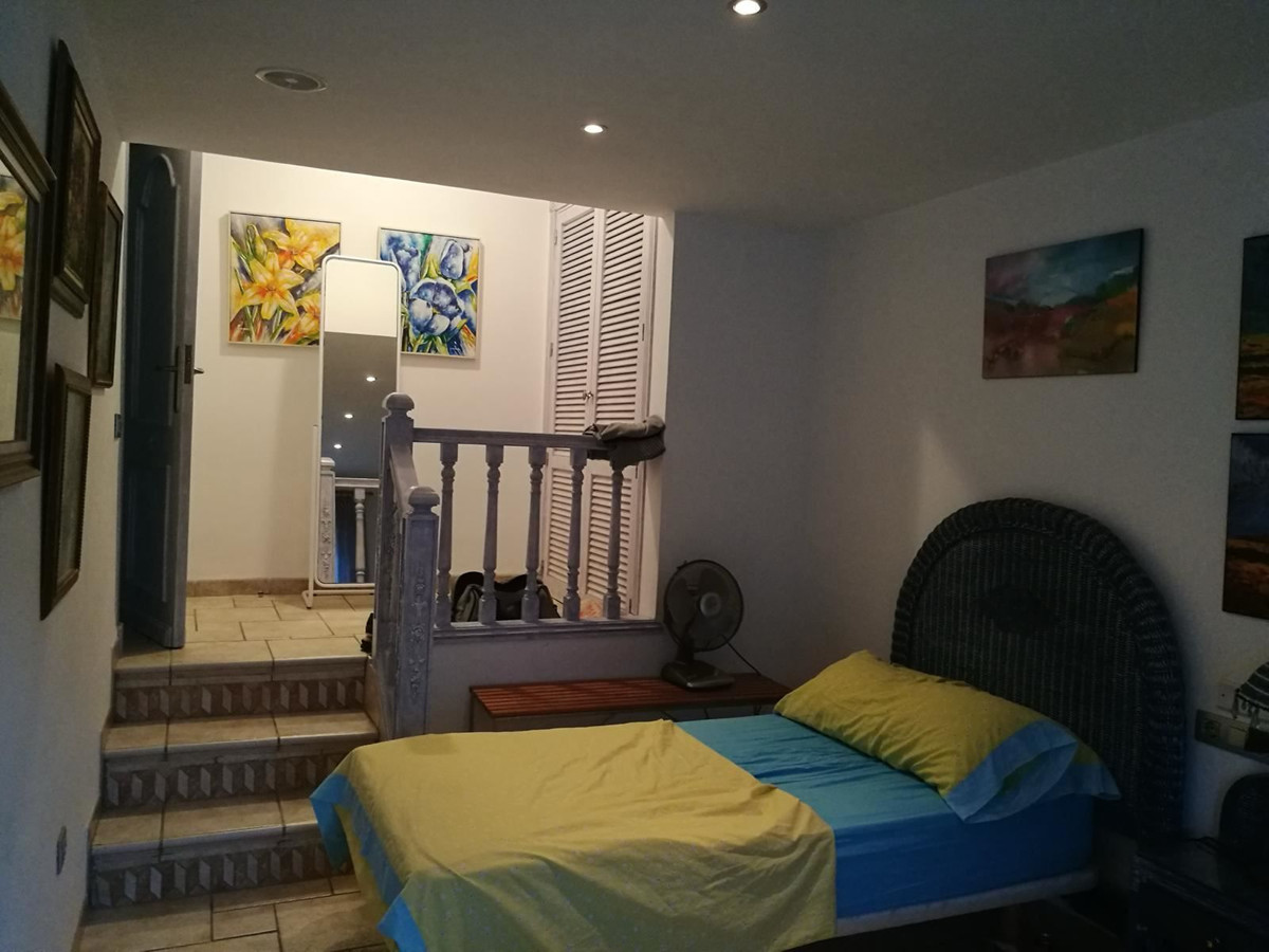 4 Bed Townhouse for sale in Santa Pola Costa Blanca, Alicante, Spain