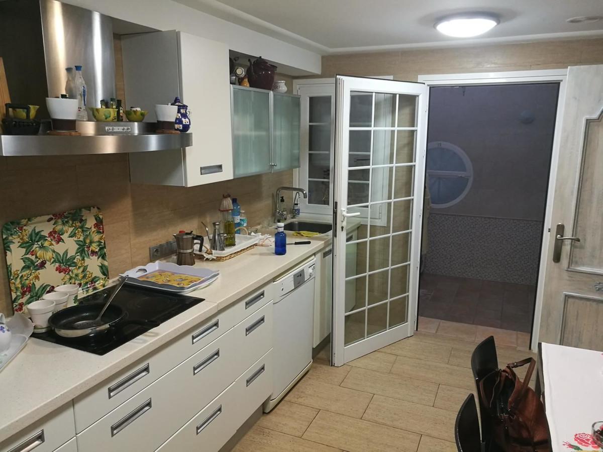 4 Bed Townhouse for sale in Santa Pola Costa Blanca, Alicante, Spain