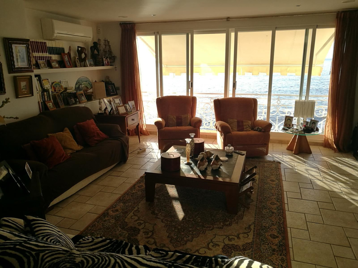 4 Bed Townhouse for sale in Santa Pola Costa Blanca, Alicante, Spain