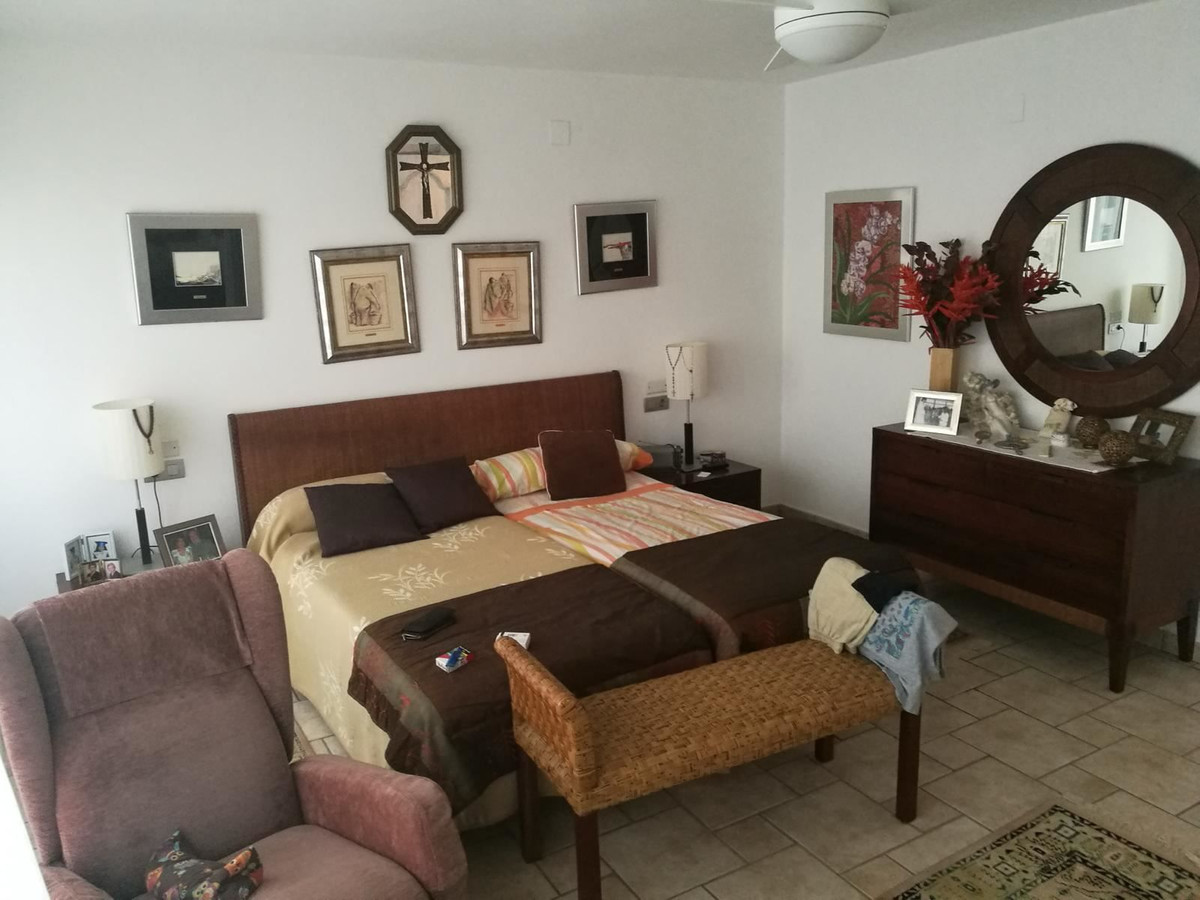 4 Bed Townhouse for sale in Santa Pola Costa Blanca, Alicante, Spain
