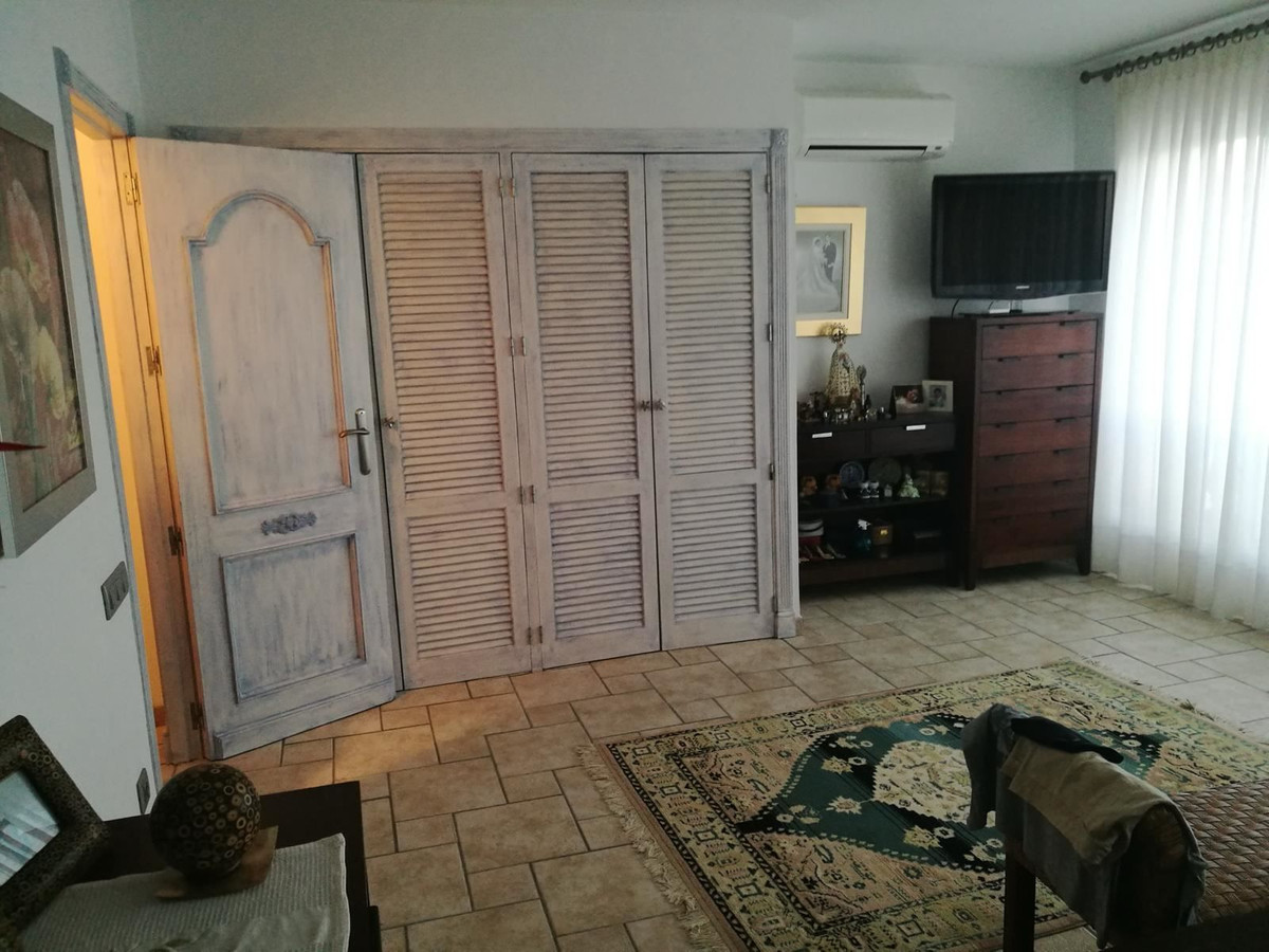4 Bed Townhouse for sale in Santa Pola Costa Blanca, Alicante, Spain