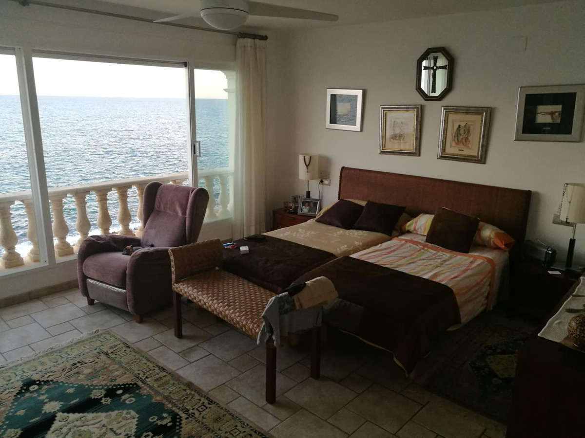 4 Bed Townhouse for sale in Santa Pola Costa Blanca, Alicante, Spain