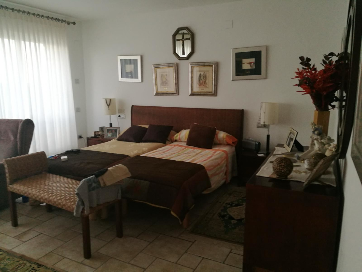 4 Bed Townhouse for sale in Santa Pola Costa Blanca, Alicante, Spain