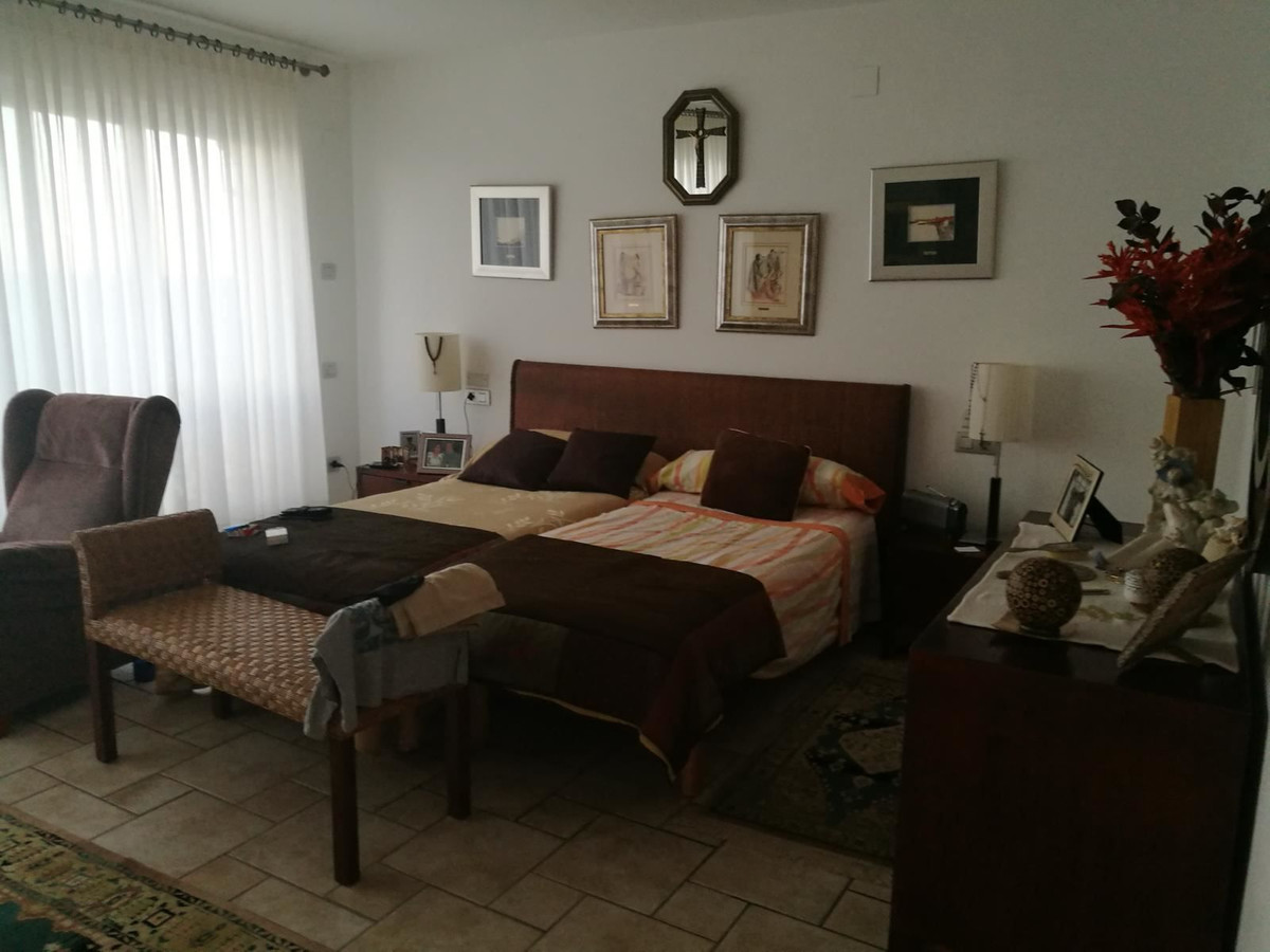 4 Bed Townhouse for sale in Santa Pola Costa Blanca, Alicante, Spain
