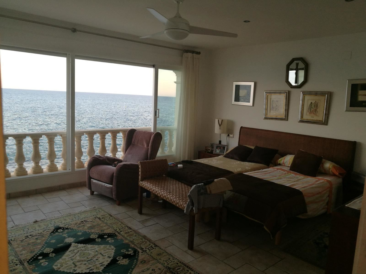 4 Bed Townhouse for sale in Santa Pola Costa Blanca, Alicante, Spain