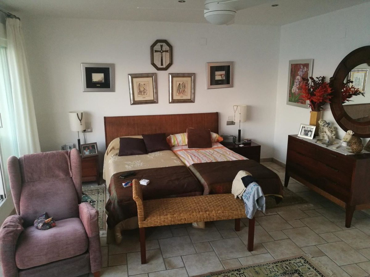 4 Bed Townhouse for sale in Santa Pola Costa Blanca, Alicante, Spain