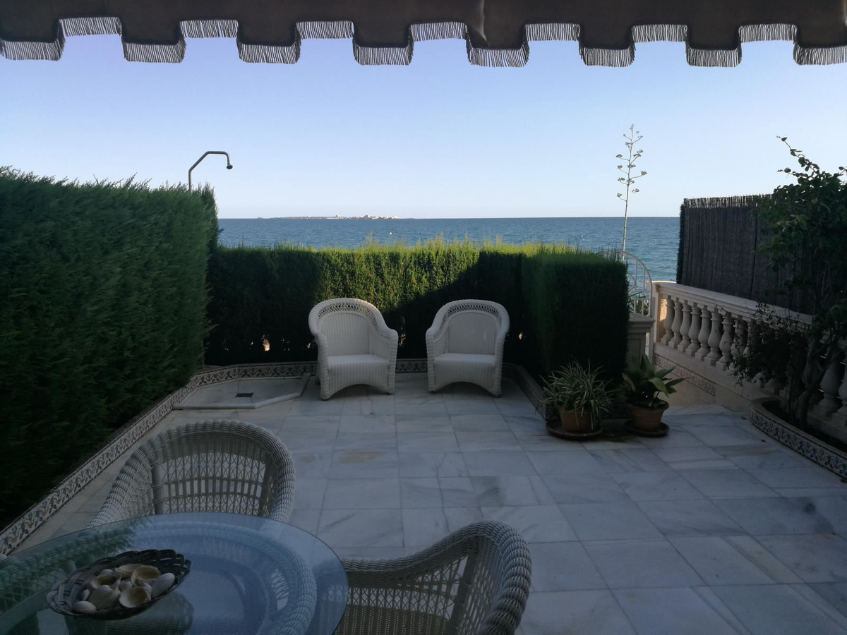 4 Bed Townhouse for sale in Santa Pola Costa Blanca, Alicante, Spain