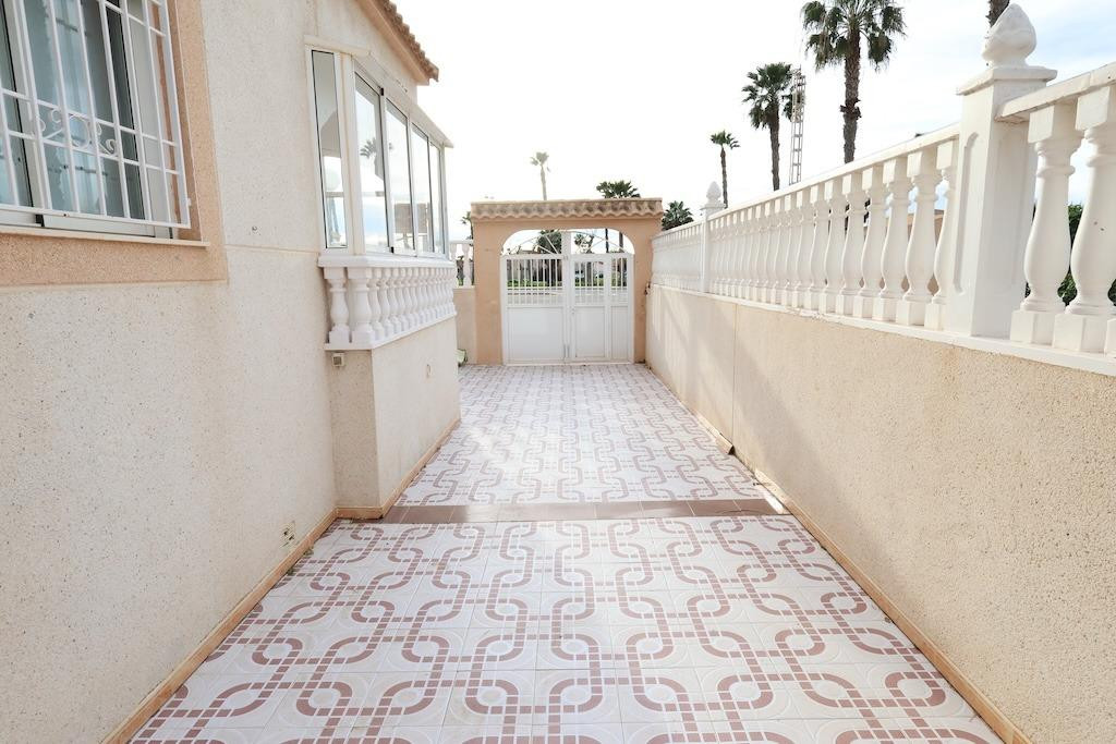 3 Bed Townhouse for sale in Torrevieja Costa Blanca, Alicante, Spain